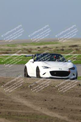 media/Dec-20-2025-Speed Ventures (Sat) [[de63061115]]/Orange Group/Sunset (Session 3)/